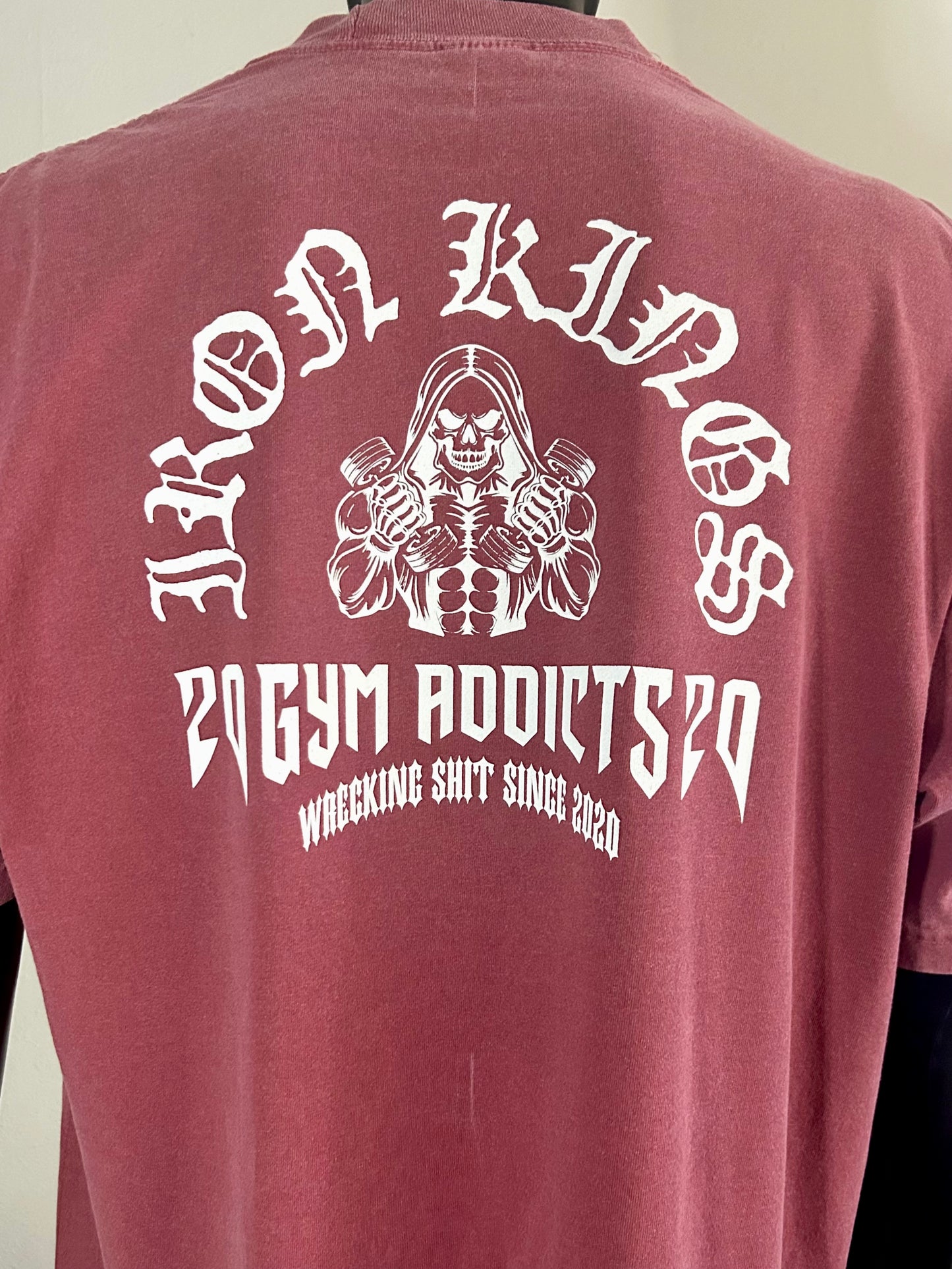 3. SKULL & CROWN - IRON KINGS FITMINDS PUMP COVER