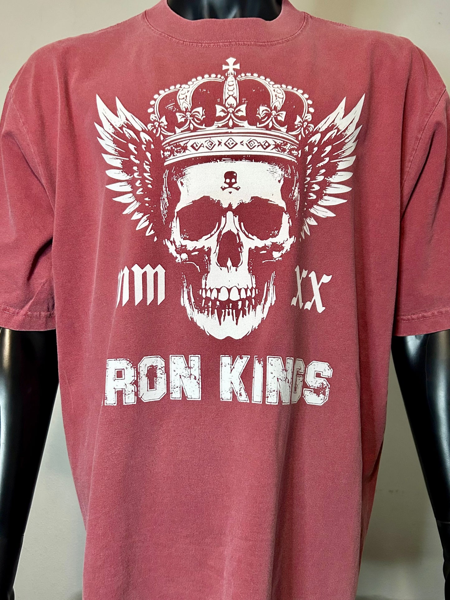 1. IRON KINGS SKULL & WINGS FITMINDS PUMP COVER