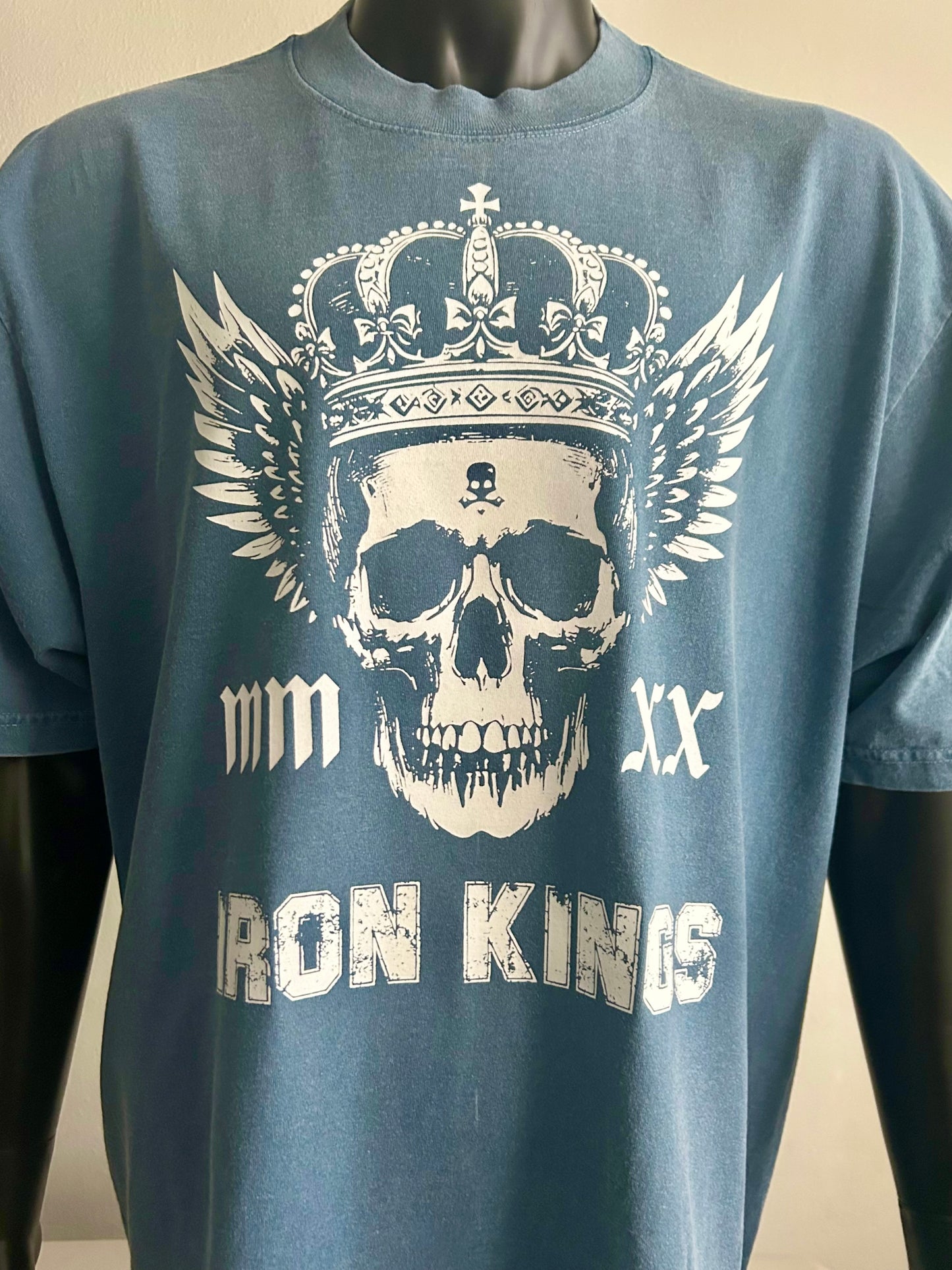 1. IRON KINGS SKULL & WINGS FITMINDS PUMP COVER