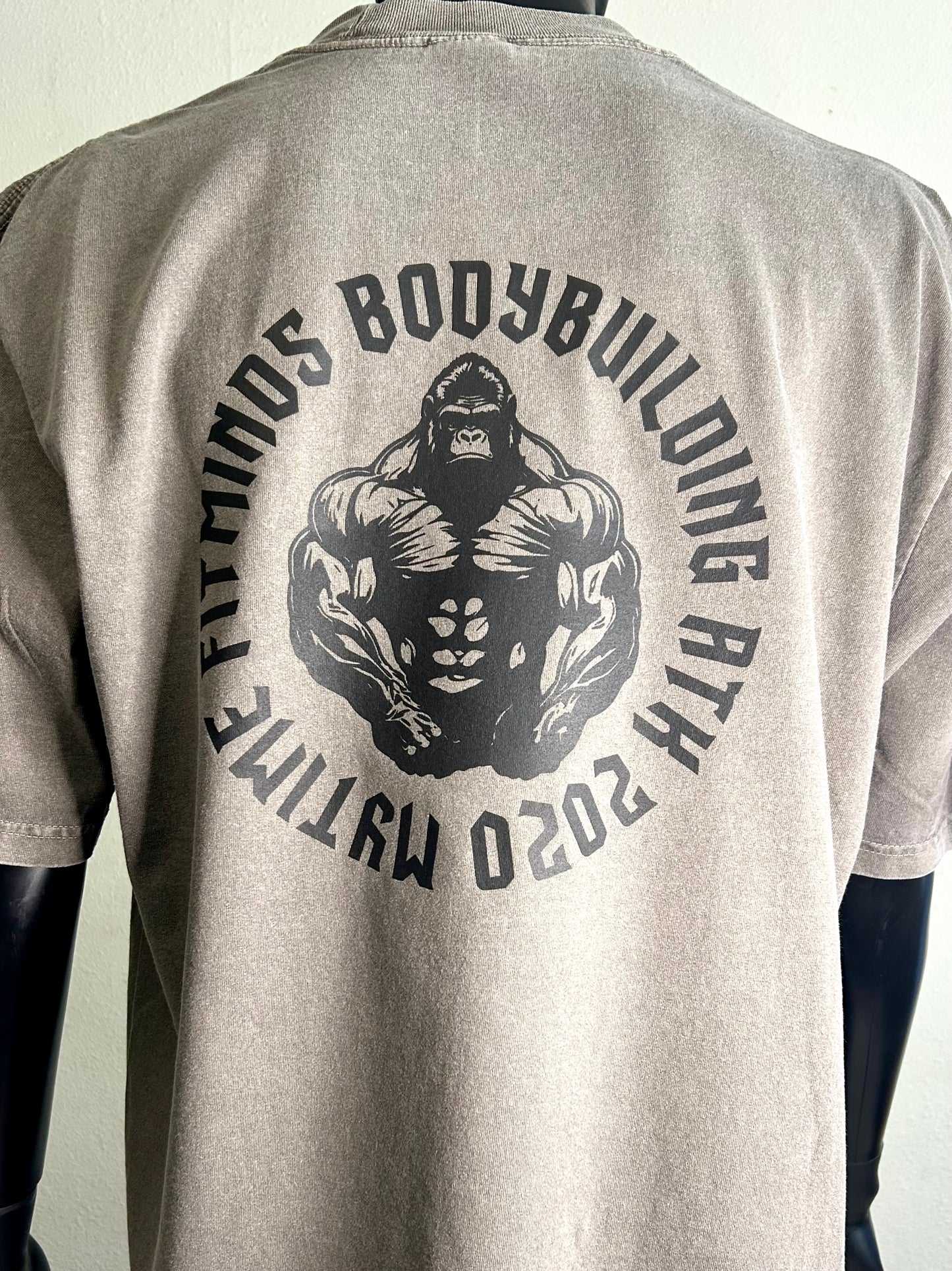 6. FitMinds-Gym Freaks Gorilla Pump Cover.
