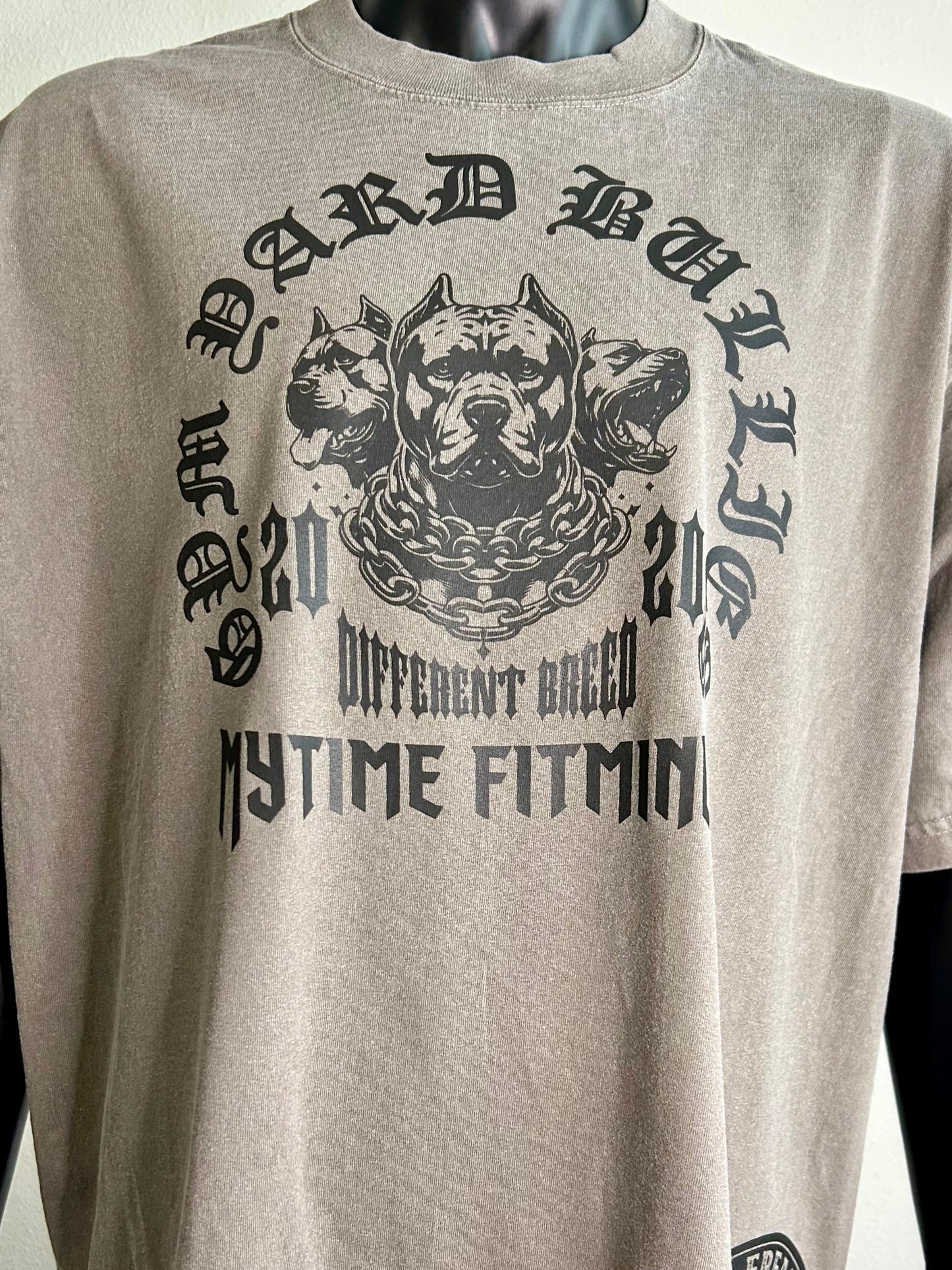 5. GYM FREAKS - FITMINDS - GYM YARD BULLIES PUMP COVER