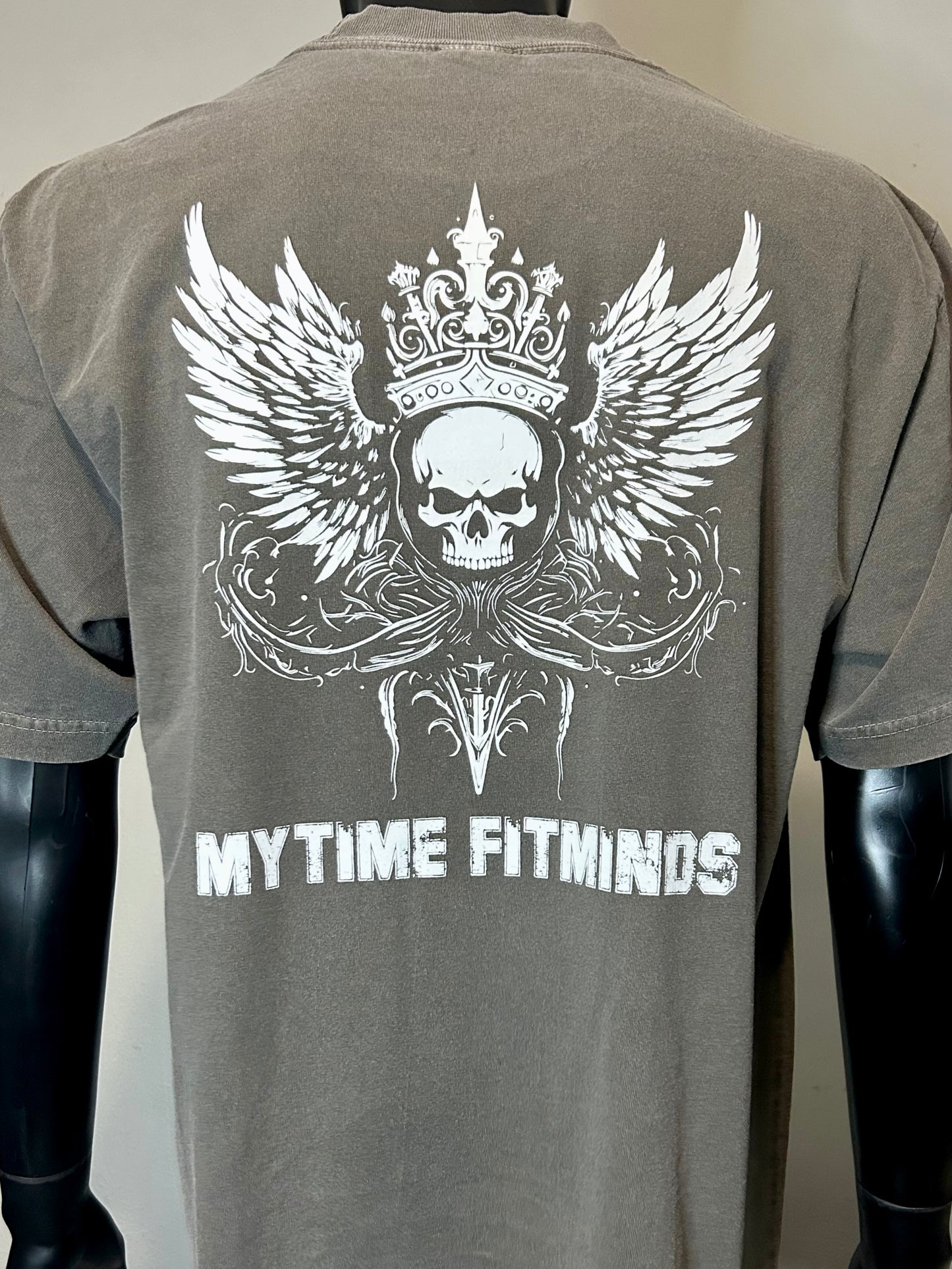 1. IRON KINGS SKULL & WINGS FITMINDS PUMP COVER